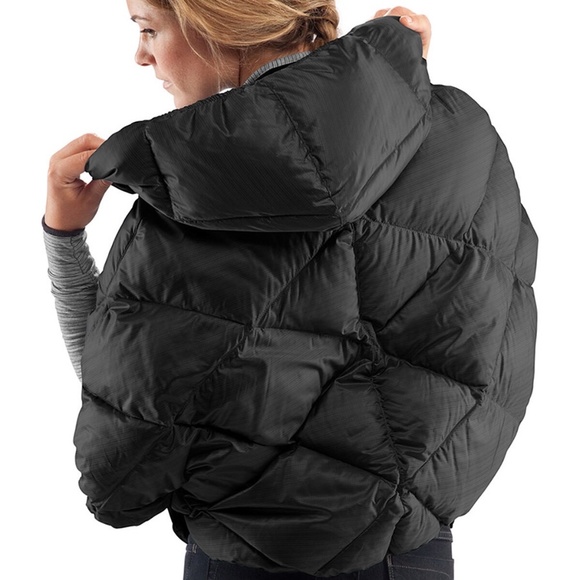 Nau Goose Filled Down Stole Sleeveless Vest - Picture 3 of 5